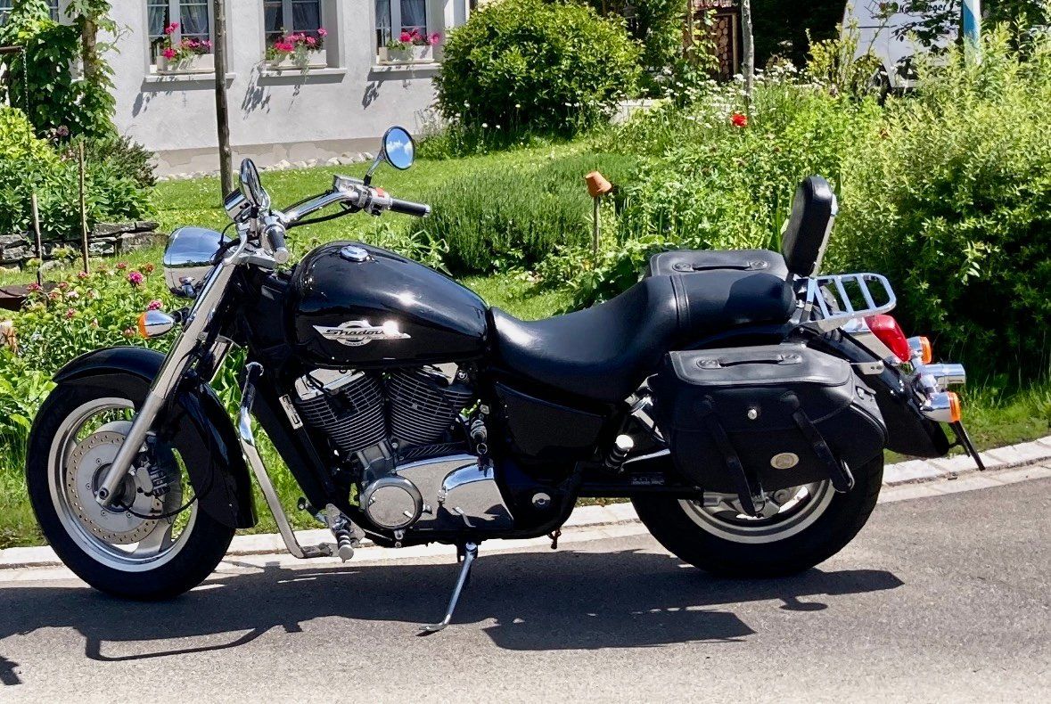 Honda Chopper: Honda VT1100 C2B Shadow-Sabre – Usato da Forch venduto da Haui2 3