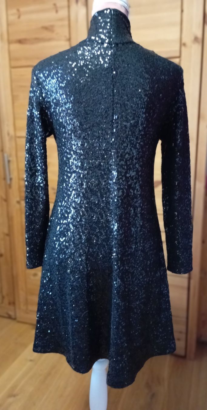 Kleider: Pailletten Kleid von Norma Kamali – Gebraucht aus Unterägeri von rockundco 1