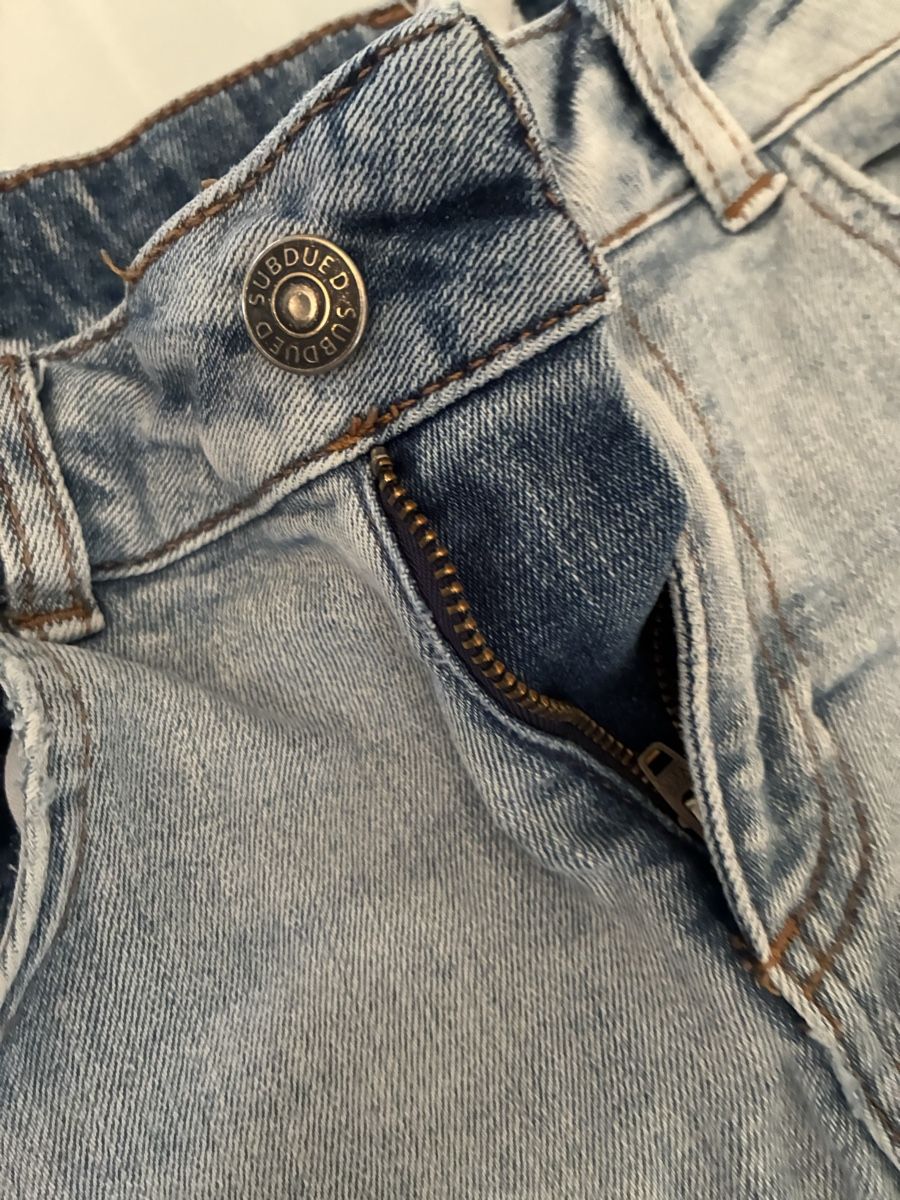 Pantalons: Subdued flared jeans it 42 – D'occasion à Rüschlikon par ant_5v7g 3
