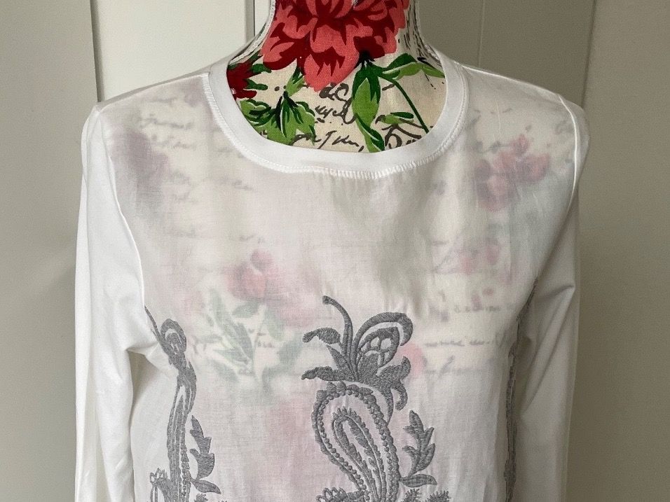 Blusen: Shirt Bluse von WHY mit Stickerei 38 – Gebraucht aus Zürich von Pamuk04 2