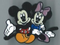 Mickey und Minnie Maus Pin
