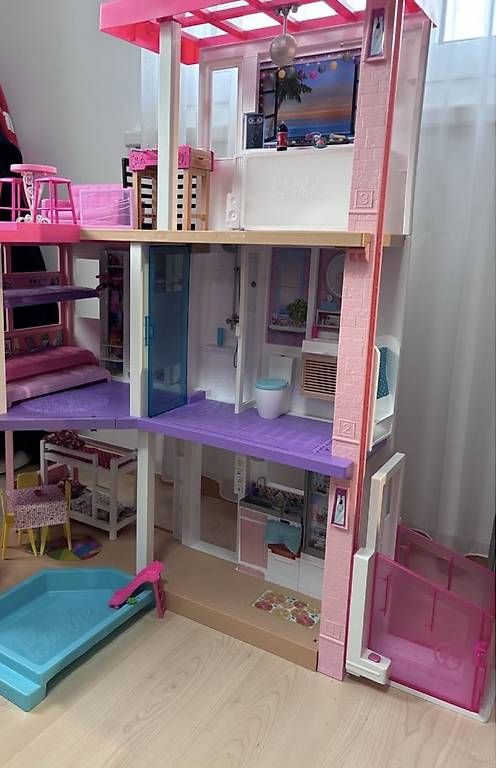 Case e mobili per bambole: Barbie Haus mit Barbie Auto Camping – Usato da Bern venduto da cha_w6bp 1
