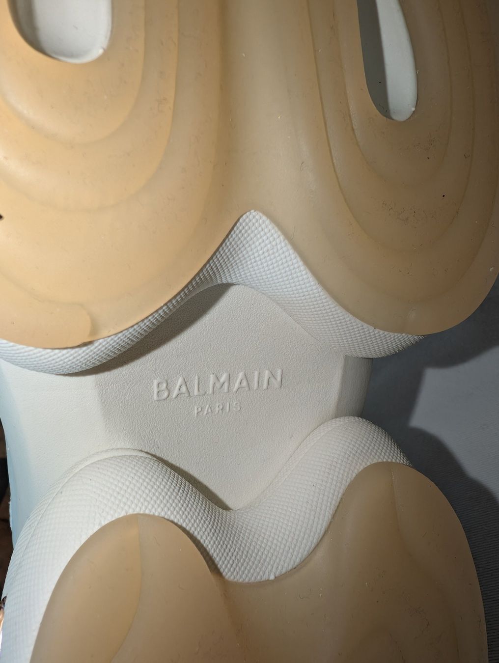 Balmain Scarpe da donna: BALMAIN B-Bold Leather Sneaker, Gr. 40, neu – Nuovo (secondo la descrizione) da Ermatingen venduto da Hanni_und_Nanni 3