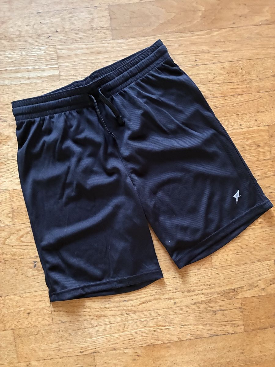Pantaloni: Leichte Sportshorts Gr. 134, Neu – Nuovo (secondo la descrizione) da richterswil venduto da lunamarie001