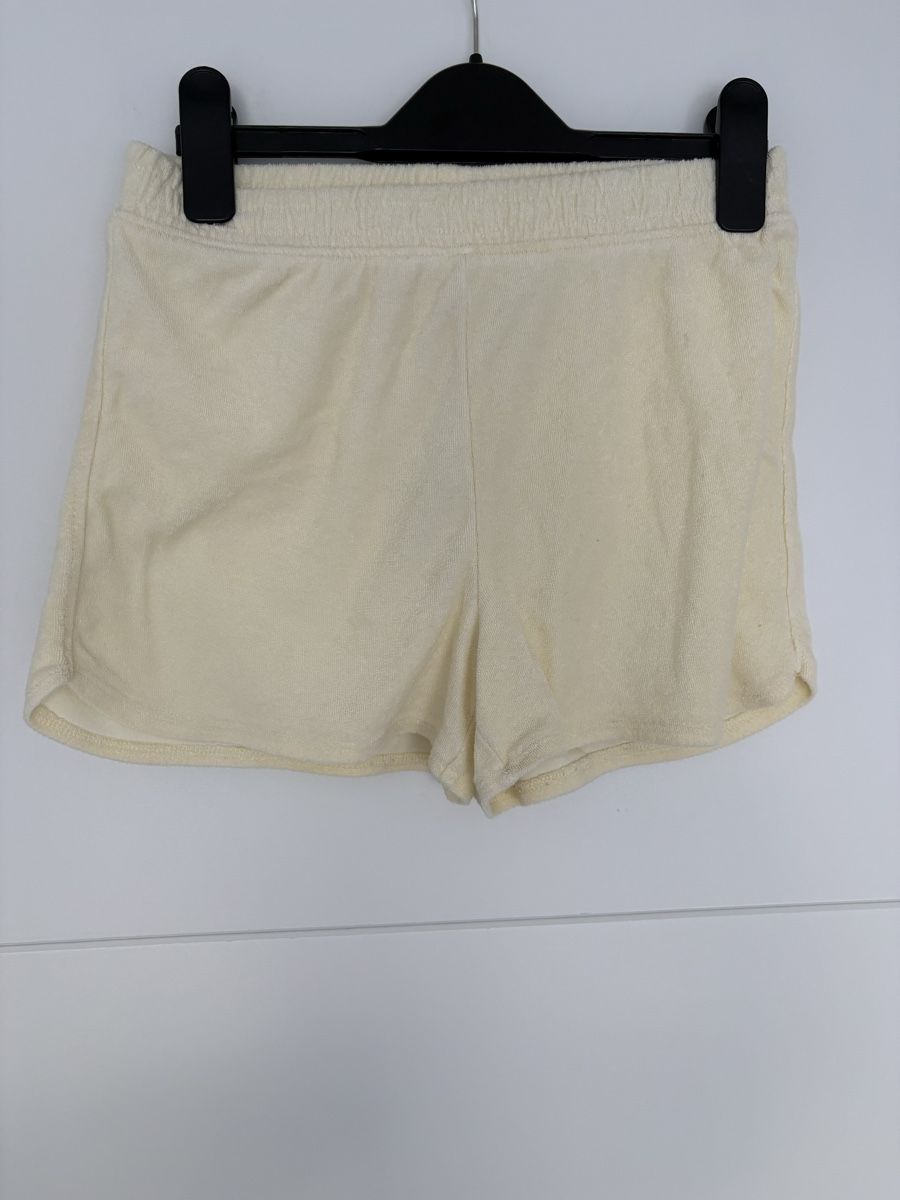 H&M Pantaloni: Kurze Hosen Mädchen Gr. 140 – Usato da Winterthur venduto da Baby117