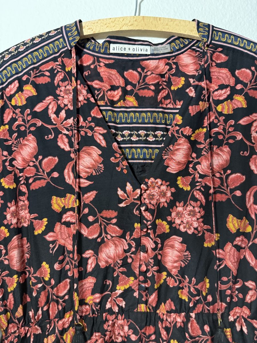 Kleider: Alice+Olivia Kleid, Gr. M, Blumenmuster – Gebraucht aus Stäfa von buecher10 3