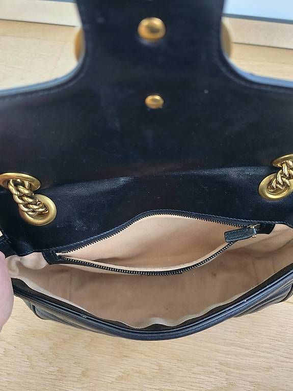 Gucci Borse da donna: Gucci GG Marmont Medium Schultertasche Schwarz – Usato da Zug venduto da gold.schmuck 2