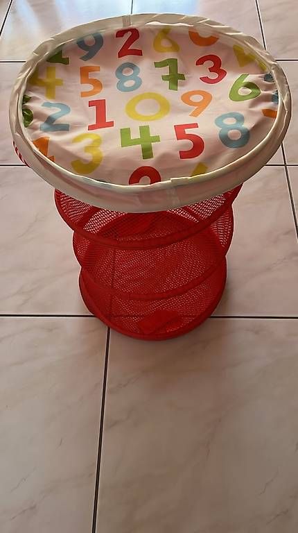 Giocattoli: Zu verschenken  – Usato da Safenwil venduto da Tokioman