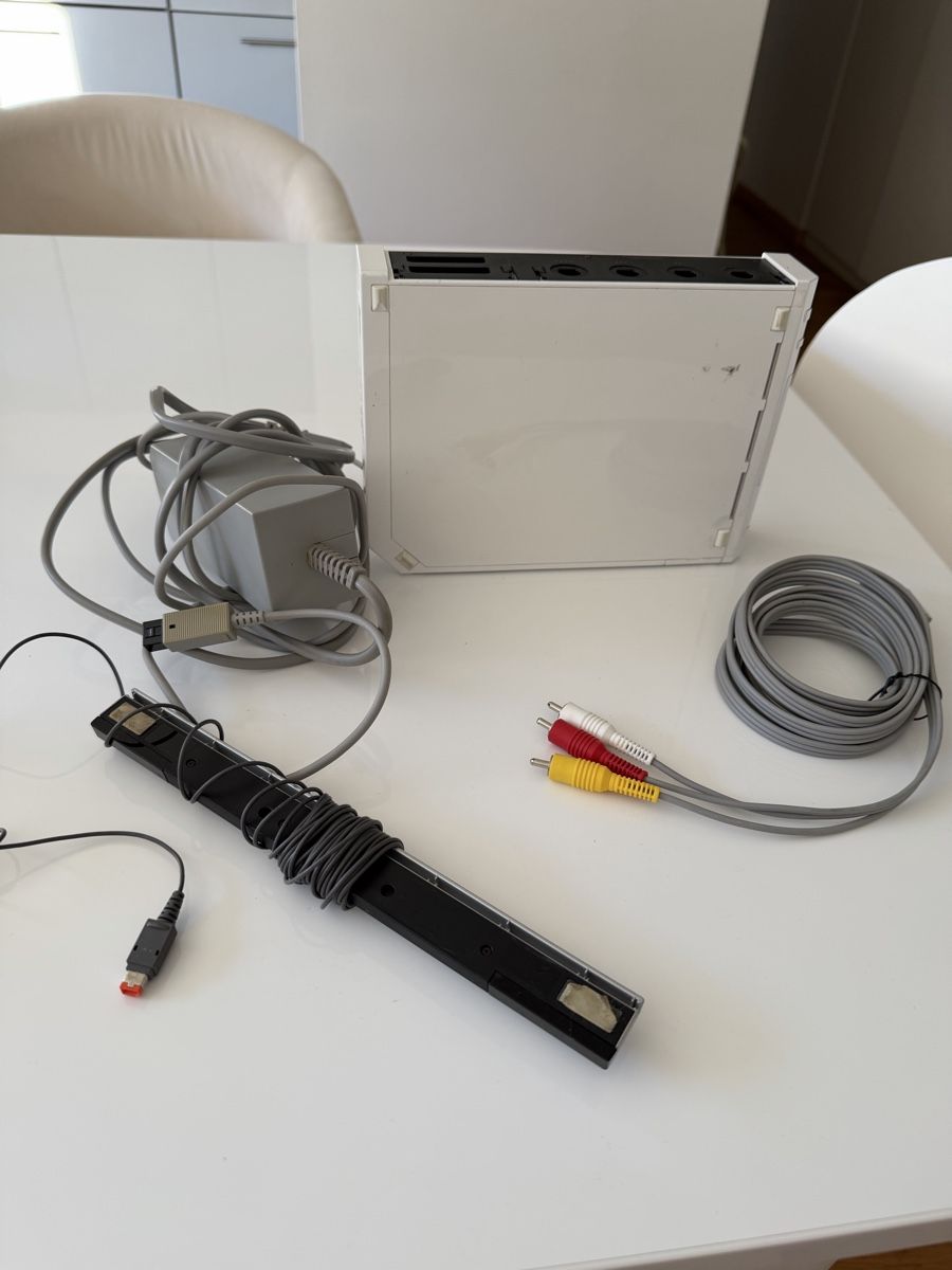 Nintendo Console: Nintendo Wii – Usato da Sierre venduto da AndreaIsma8 2
