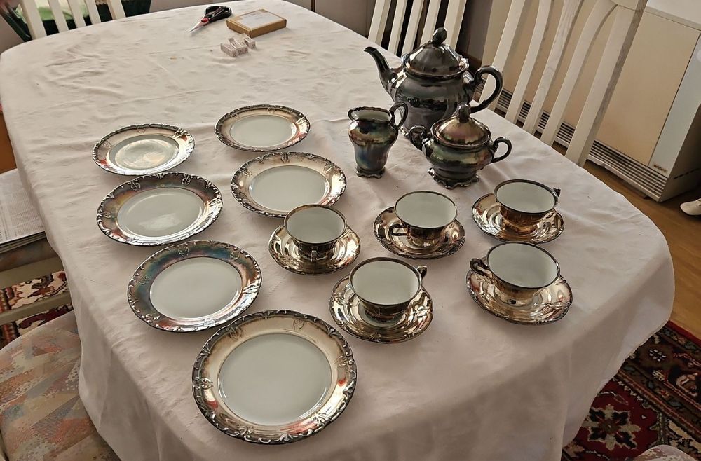 Edles Vintage Kaffee- und Tafelservice für 6 Personen (Gebraucht) in Wädenswil für CHF 45 – nur Abholung auf Ricardo kaufen