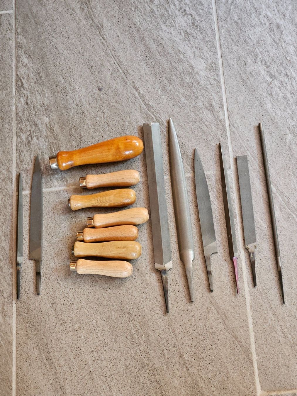 Tous les outils: Feilen Set mit Griffen. neu – Neuf (Voir description) à Flamatt par 22oderso 1