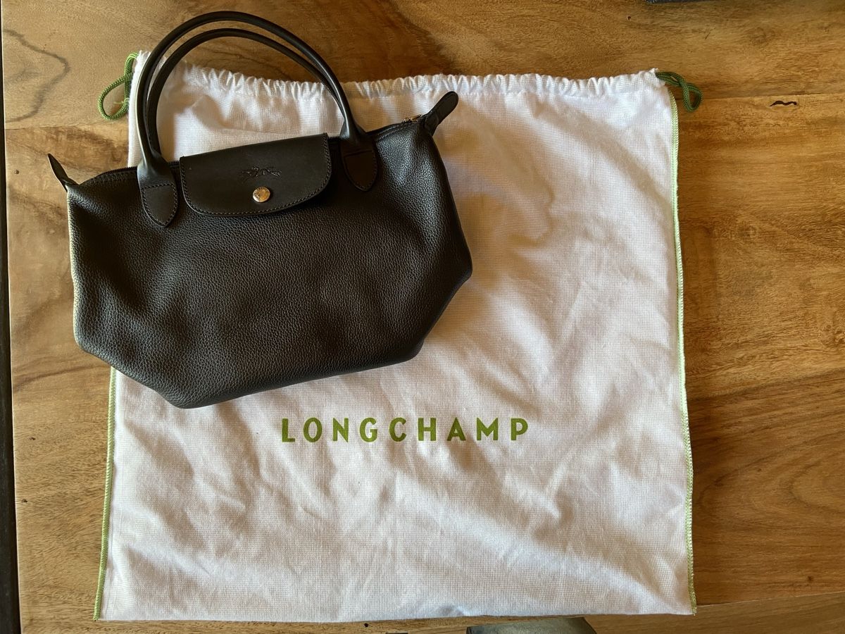 Longchamp Borse da donna: Longchamp Ledertasche Cuir, schwarz, zeitlos klassisch – Usato da Oberbuchsiten venduto da Muskatellerchen
