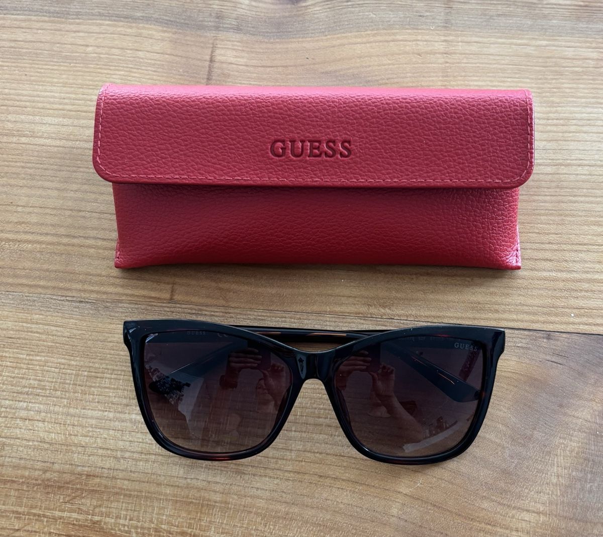 Guess Occhiali & Lenti: Guess Sonnenbrille - Cateye Form - in braun – Nuovo (secondo la descrizione) da Feuerthalen venduto da geo_5dk5