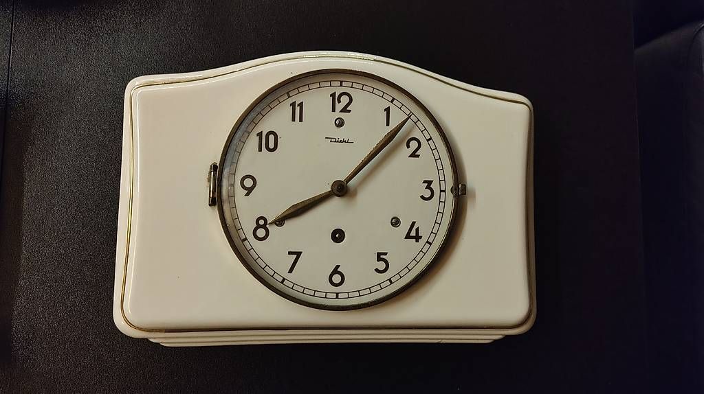 Stand- & Wanduhren: Diehl Küchenuhr Wanduhr – Gebraucht aus Therwil von ast_56p6