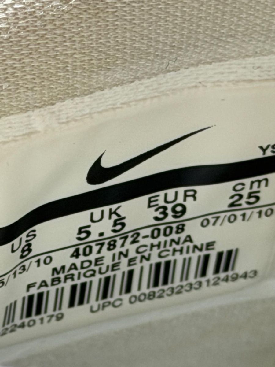 Scarpe da uomo: Original Nike-Turnschuhe 39 – Usato da Chur venduto da Madeys 2