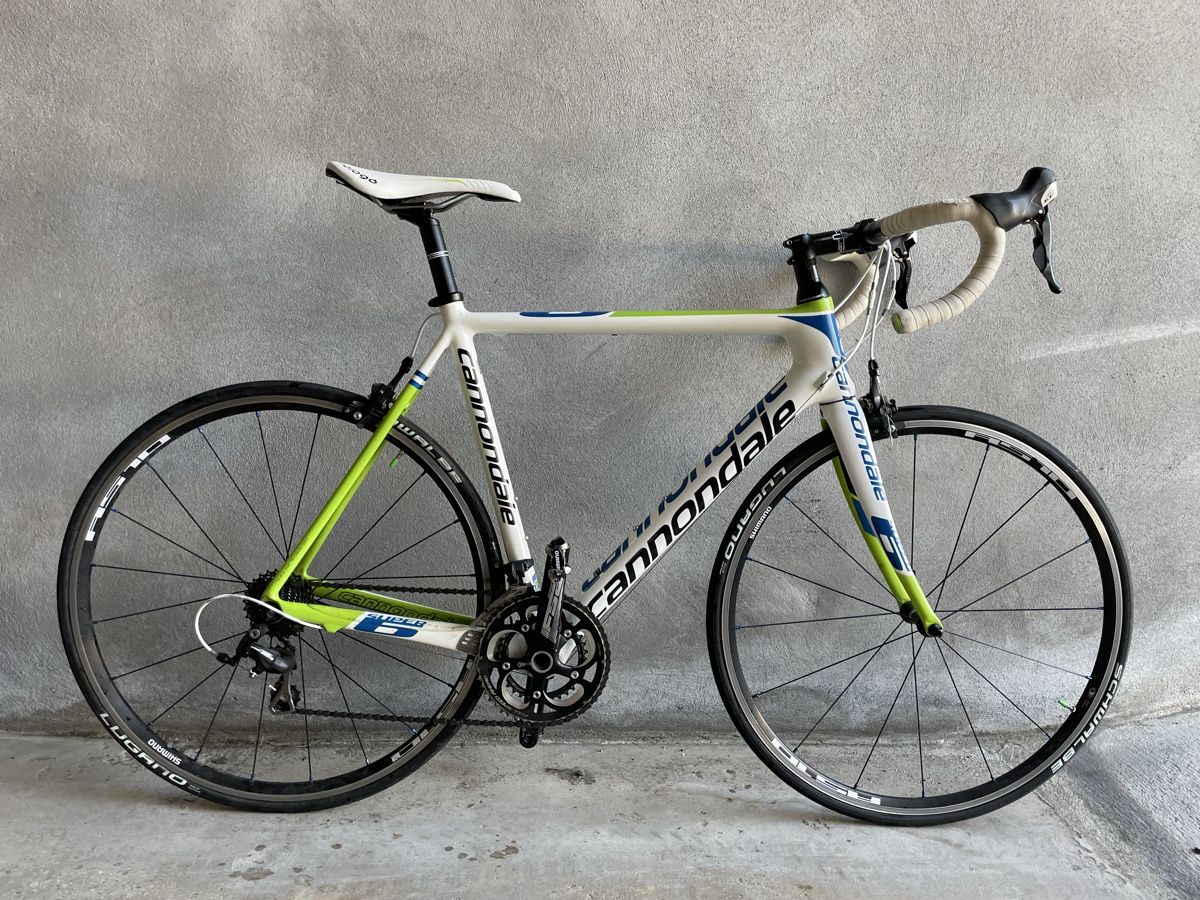 Cannondale Velos: Vélo route carbone Canondale  – Gebraucht aus Founex von ren_drl8