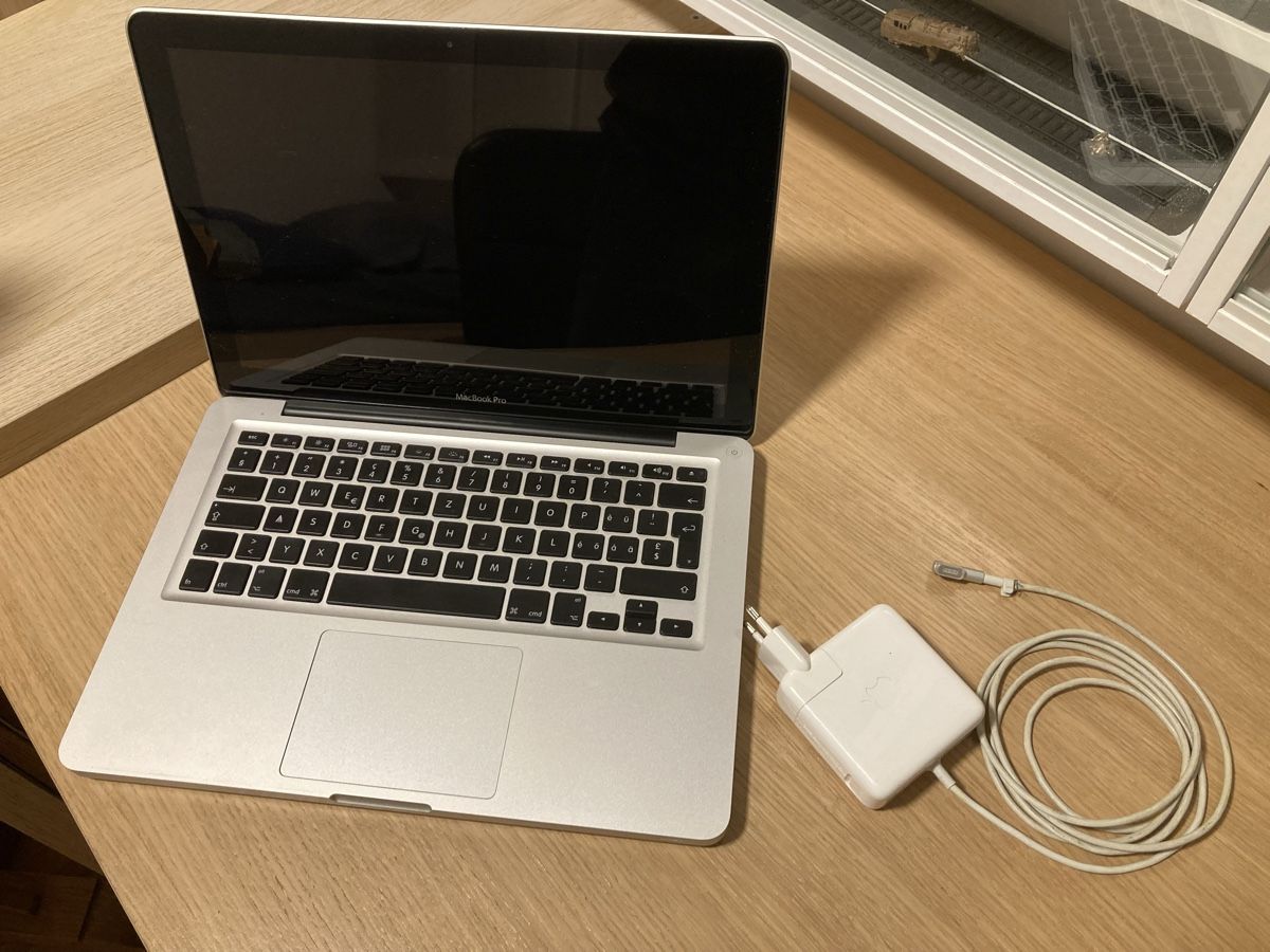 Apple Portables: Apple MacBook Pro 13 2011 – D'occasion à Carabbia par DidiBacci 1