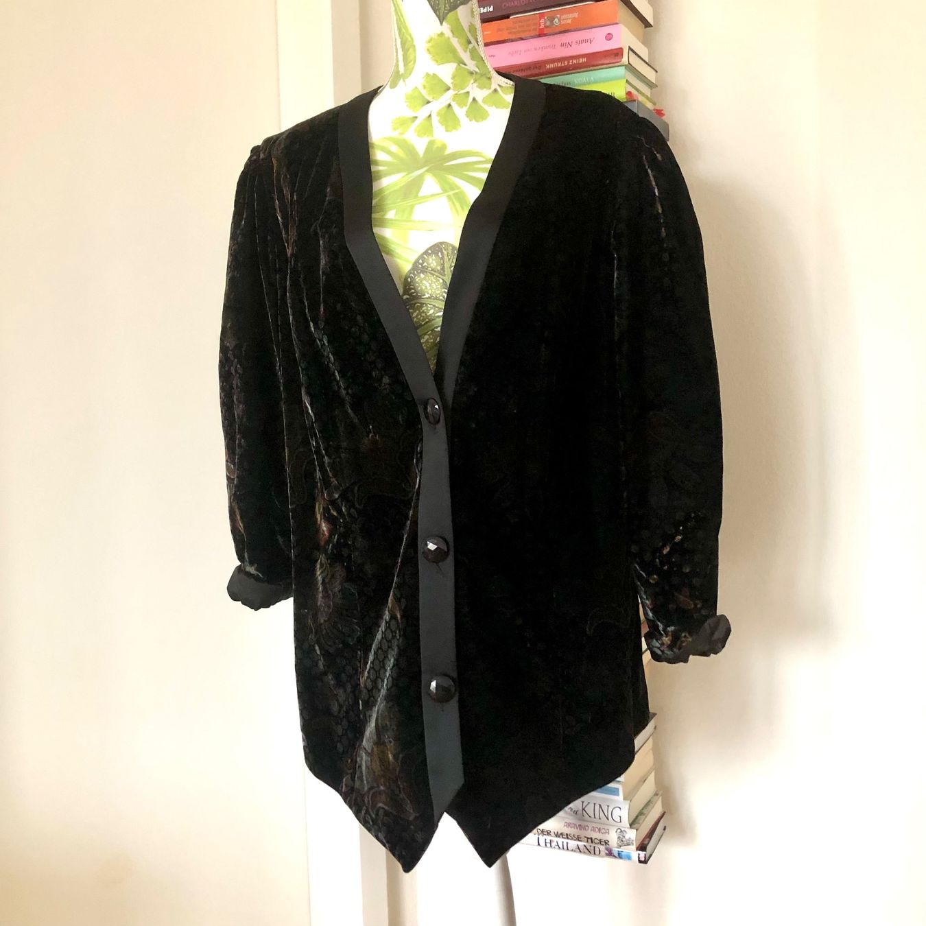 Giacche: Vintage Von Gässler Samtjacke, Grösse 48 – Usato da Brienz BE venduto da Kokolea84