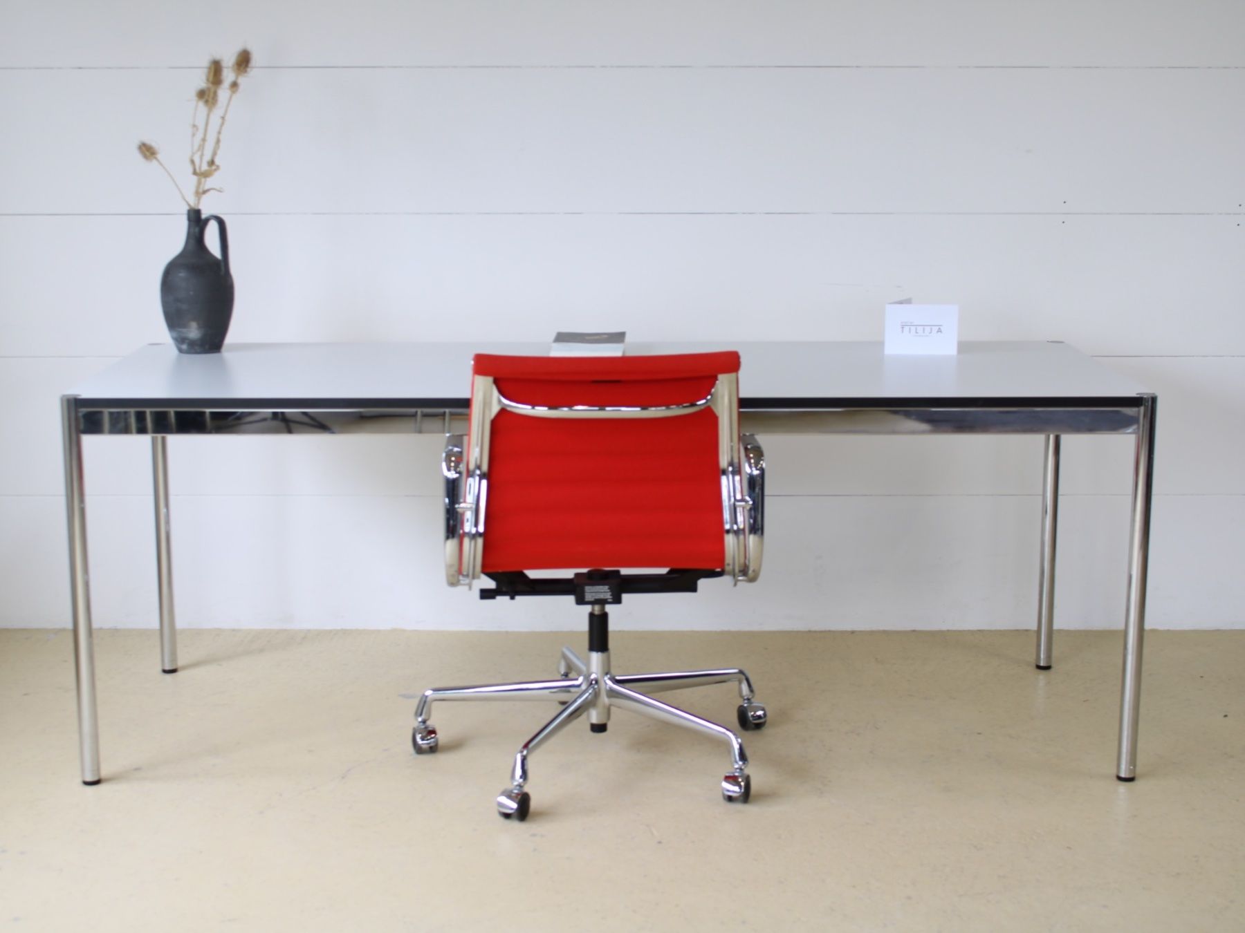 USM Tavoli: USM Haller Tisch weiss (2mx1m) – Usato da Meinisberg venduto da atelier_TILIJA 2