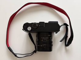 Leica Q3 43mm  État Neuf  Sous Garantie  Boîte Complète