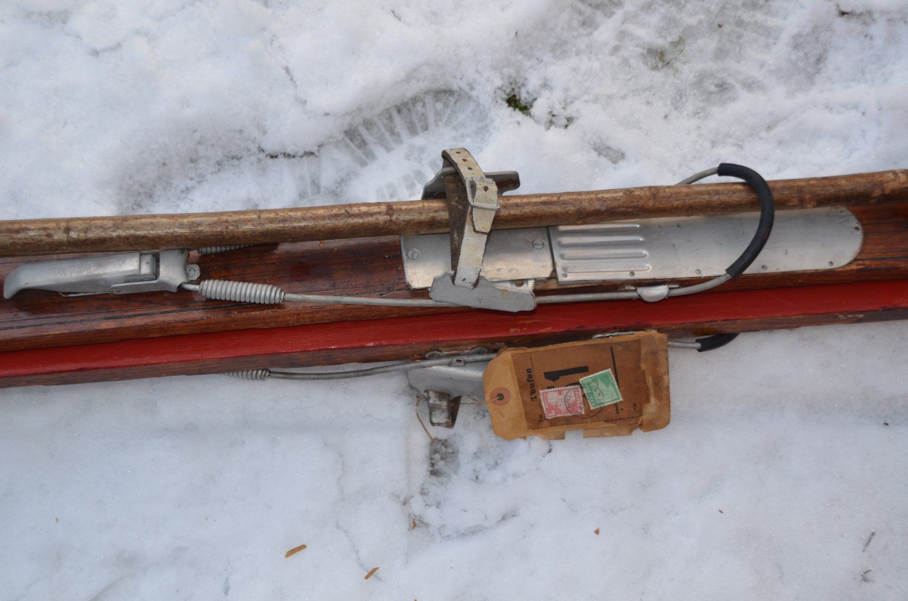 Skis: Oldtimer Ski – Gebraucht aus Losone von delfino_2 4
