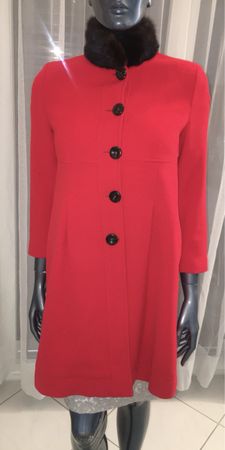RED VALENTINO MANTEL MIT PELZ GR. 38 (IT 42)