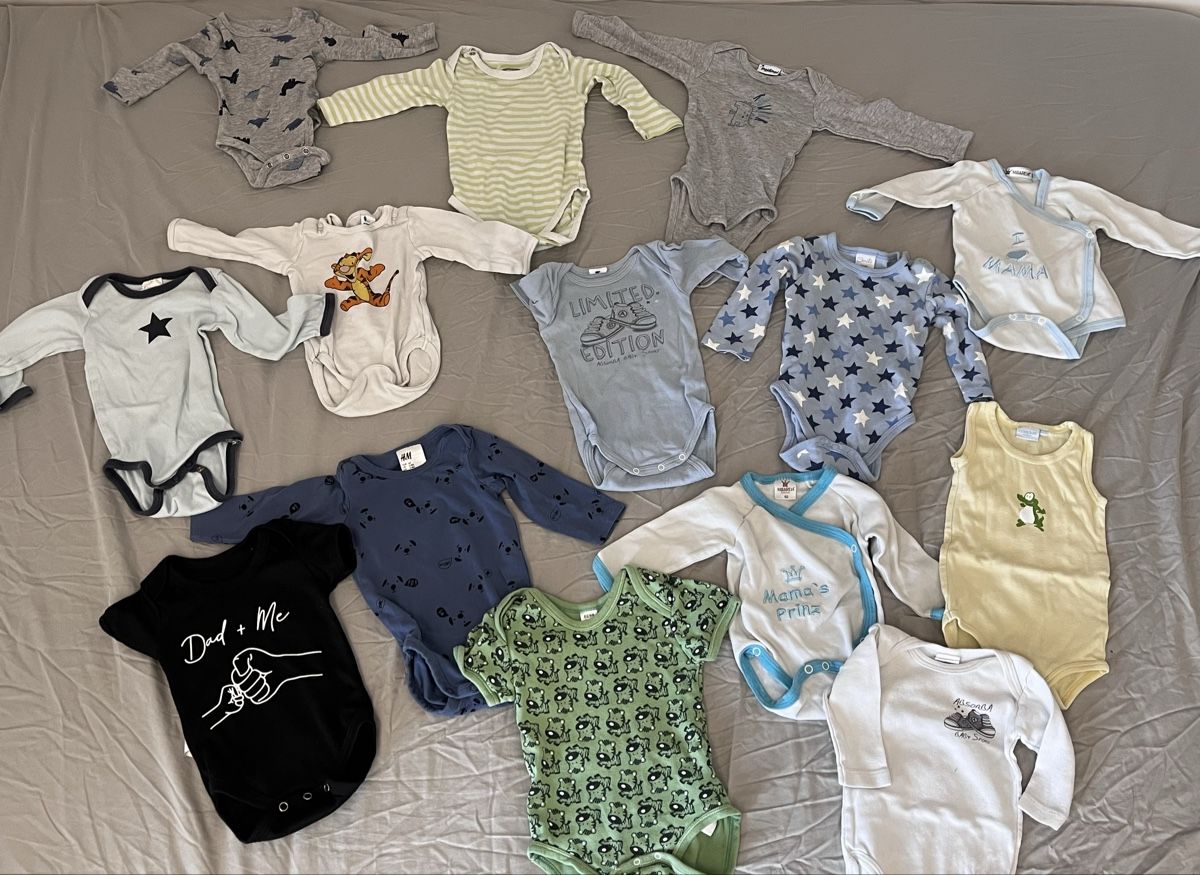Ensembles coordonnés: Mega tolles Kleiderpaket Boy Gr. 62 – D'occasion à Oberegg par MZ_DiesundDas 1