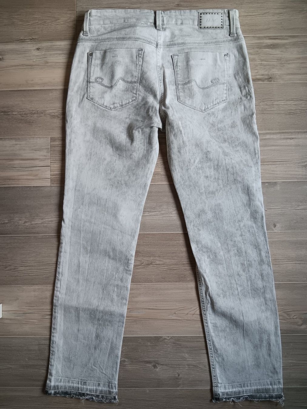 Jeans: MAC Jeans CARRIE PIPE taille / Grosse 38 – Usato da Cossonay-ville venduto da Super-Price-Quality 5