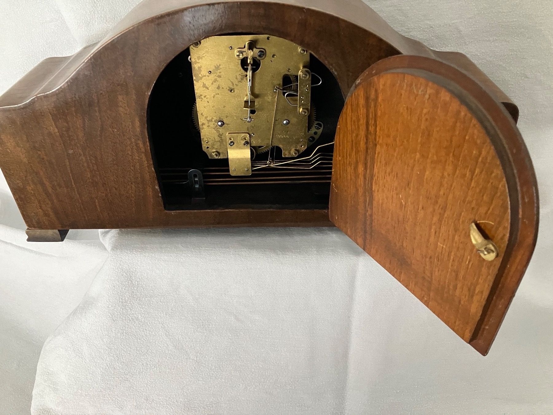 Stand- & Wanduhren: Antike Pendel Uhr Büfett uhr – Gebraucht aus Bettwiesen von Zustand57 6