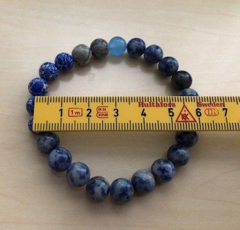 Bracciali & Braccialetti: Planeten Armband "Erde", elastisch, neu + originalverpackt – Nuovo e nell'imballaggio originale da Gossau/ZH venduto da amazonas66 1