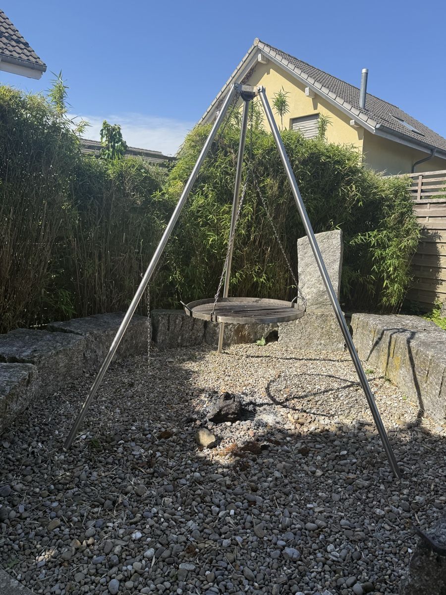 Griglie: DREIBEIN GRILL EDELSTAHL – Usato da Kölliken venduto da deleina 6