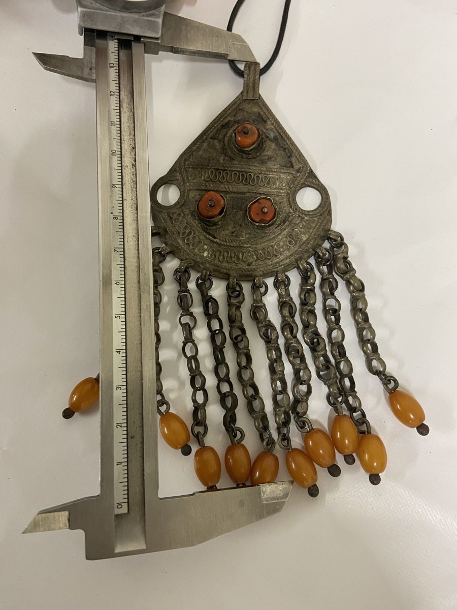 Ciondoli: Antiker Berber Anhänger  Silber & Amber – Usato da Dietikon venduto da brocki-eyra 6