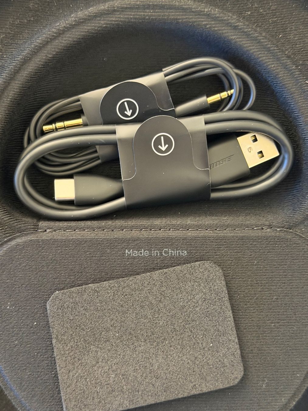 Bose Kopfhörer: Bose NC700 Kopfhörer schwarz mit Hülle – Gebraucht aus Unterägeri von jpetters 5