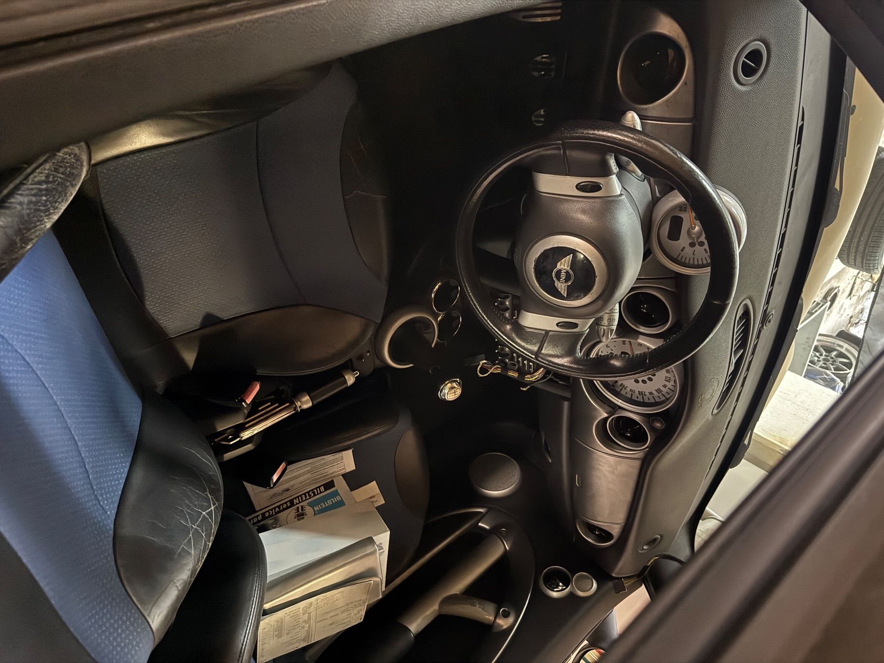 Alfa Romeo Autos: Mini cooper s r53 – Défectueux à Menziken par dsc_t9s8 2
