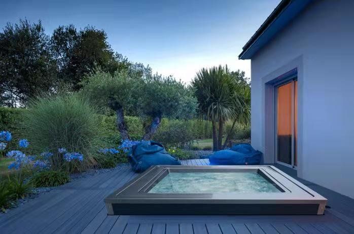 Whirlpool: Whirlpool - The One – Usato da Stetten AG venduto da LavaPools 9