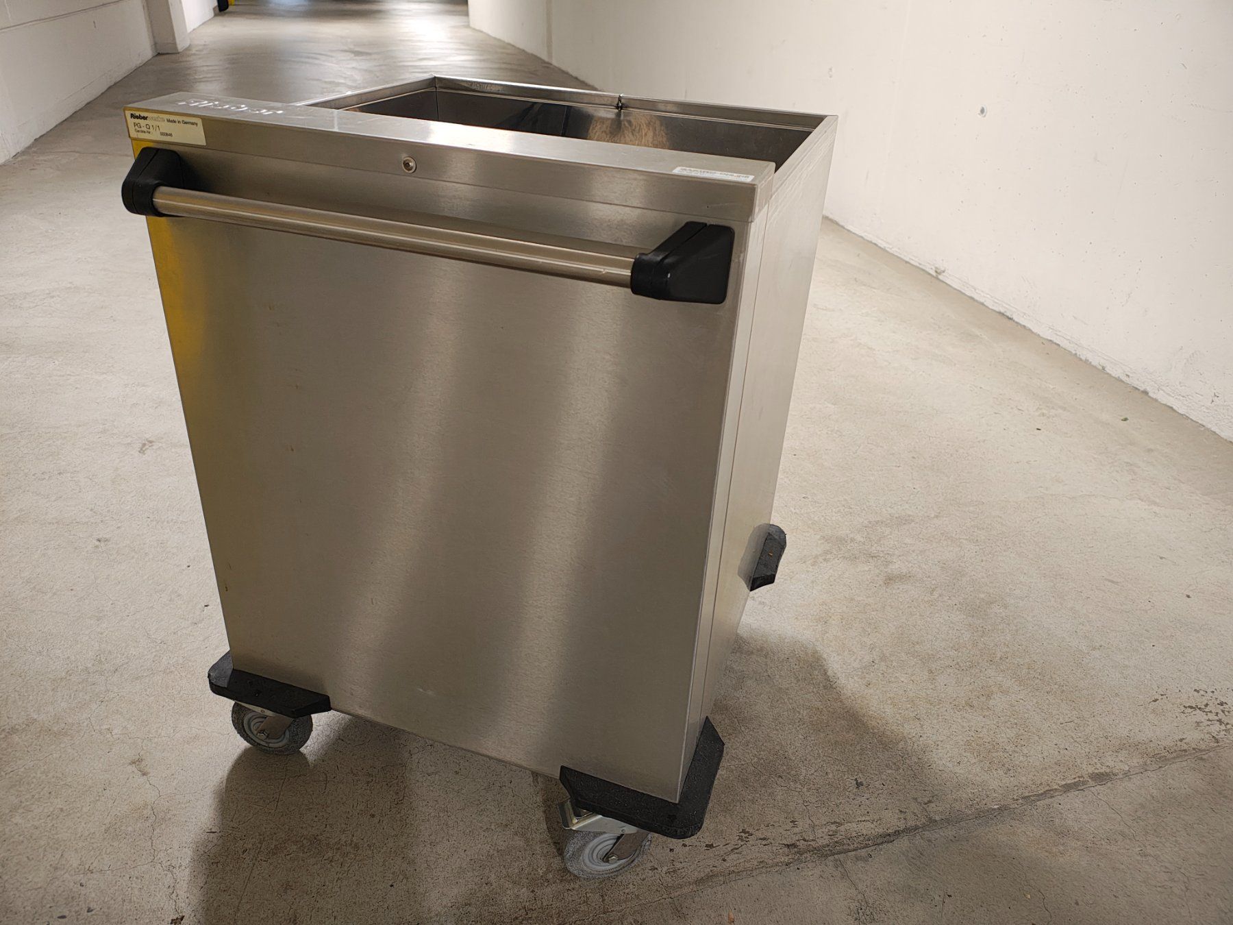 Elettrodomestici da cucina: RIEBER Plattformstapler unbeheizt PG-Q1/1 – Usato da Bonstetten venduto da Navilo 1