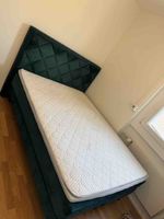 Boxspringbett dunkelgrün mit Matratze akzeptabel