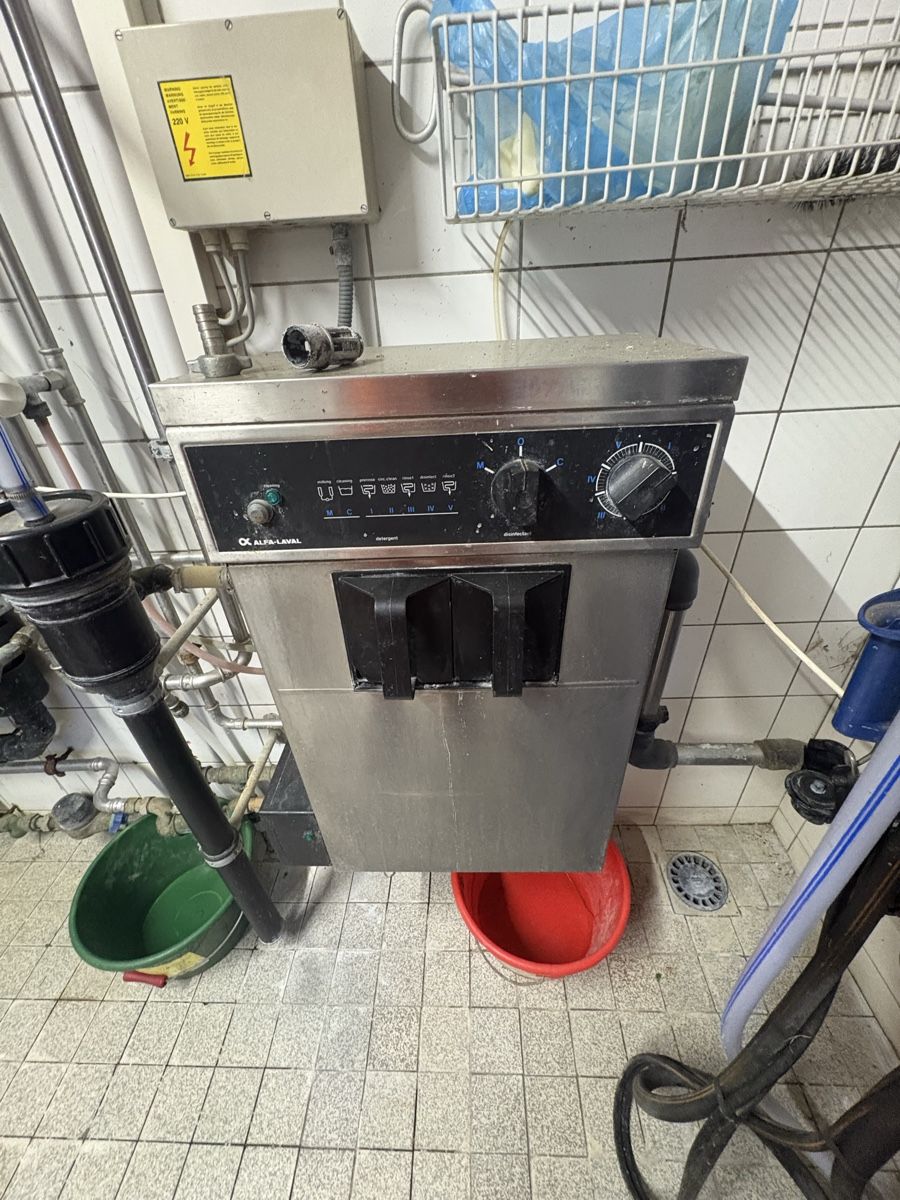 Delaval Tutte le macchine: Melkmaschine DeLaval – Usato da Hölstein venduto da Moserei14 6