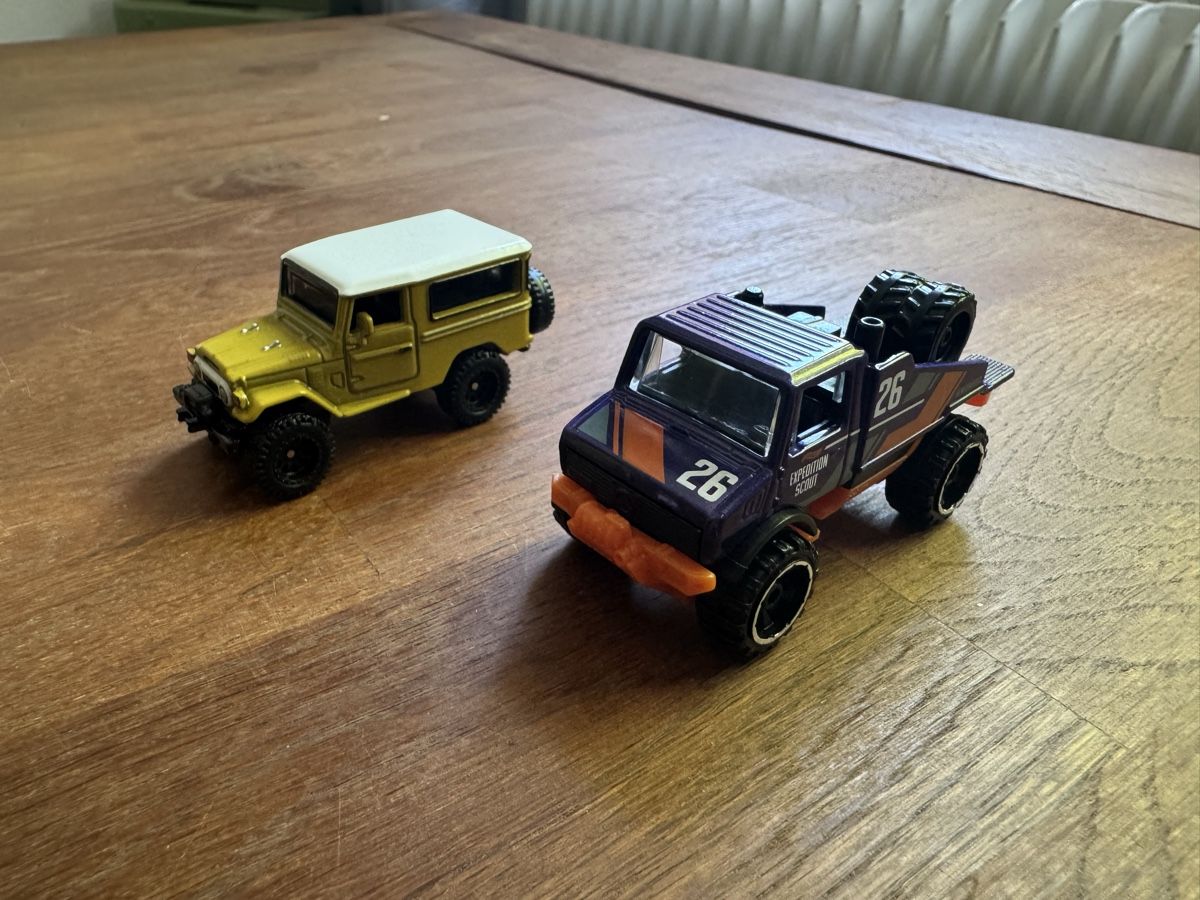Hot Wheels Modellautos: Hot Wheels 2er Set – Gebraucht aus Liebefeld von Tatts81
