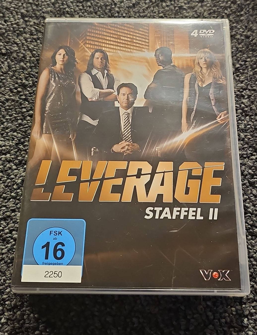 Tutti i DVDs: Leverage Staffel 2 – Usato da Ruswil venduto da jan_bxl5