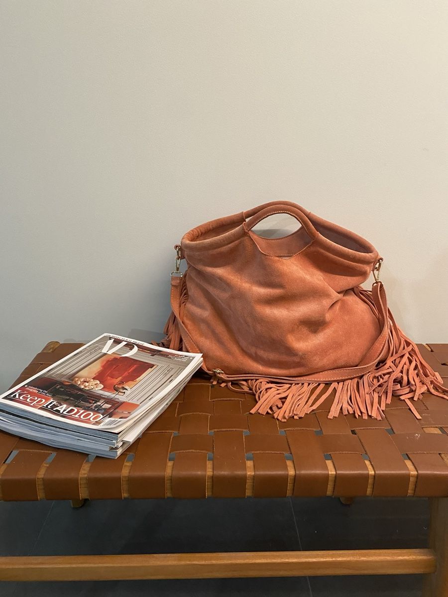 Borse da donna: Suede shoulder Bag with fringes – Usato da Onex venduto da kan_s2lt