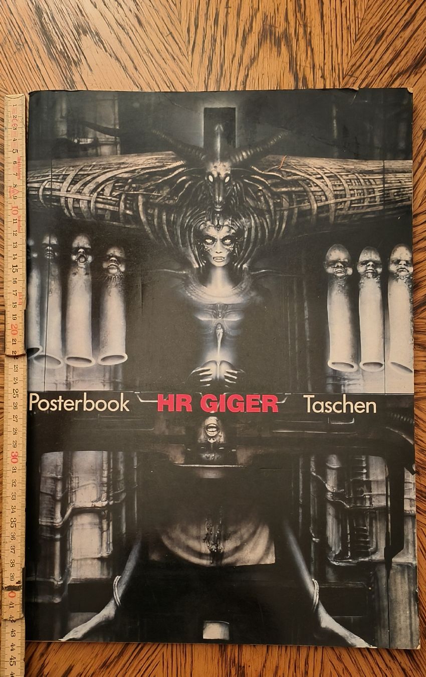 Foto & Immagini: HR Giger Posterbook mit 6 Kunstdrucken – Usato da Wädenswil venduto da M_Gee