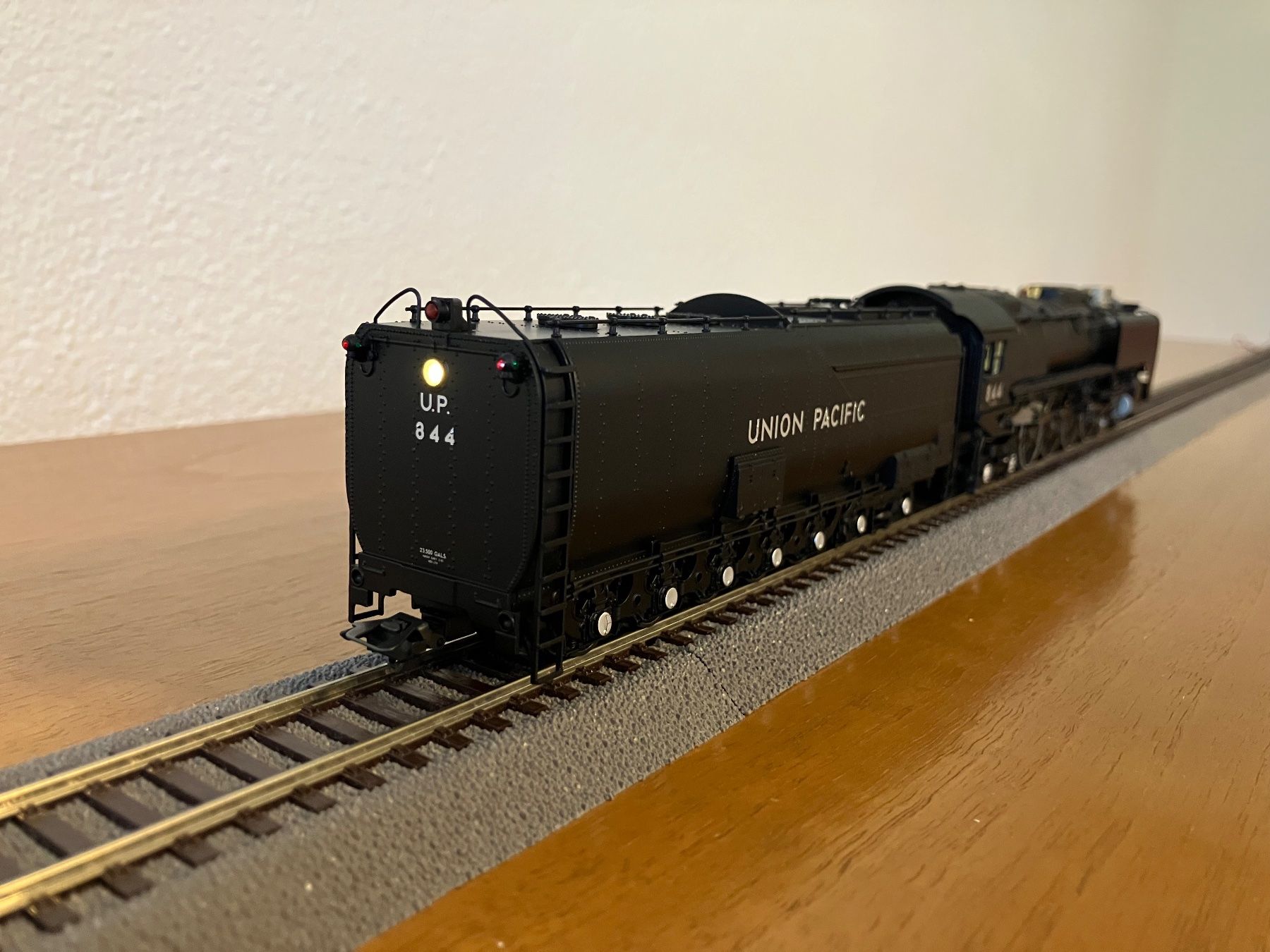 Trix Modelleisenbahnen: Trix Union Pacific 844 Artikelnummer 25984 – Neu (gemäss Beschreibung) aus Goldau von P08 4