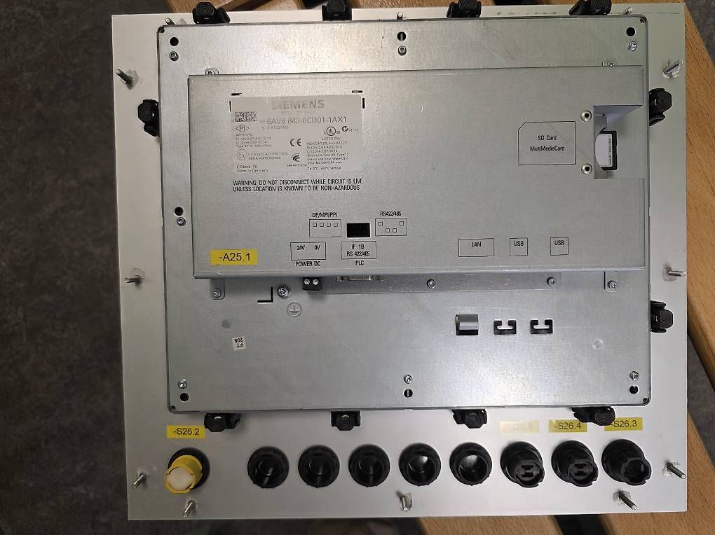 Siemens Componenti elettronici: Siemens SIMATIC MP277 10 Touch Panel inkl. MMC – Usato da Gelterkinden venduto da patriks4 4
