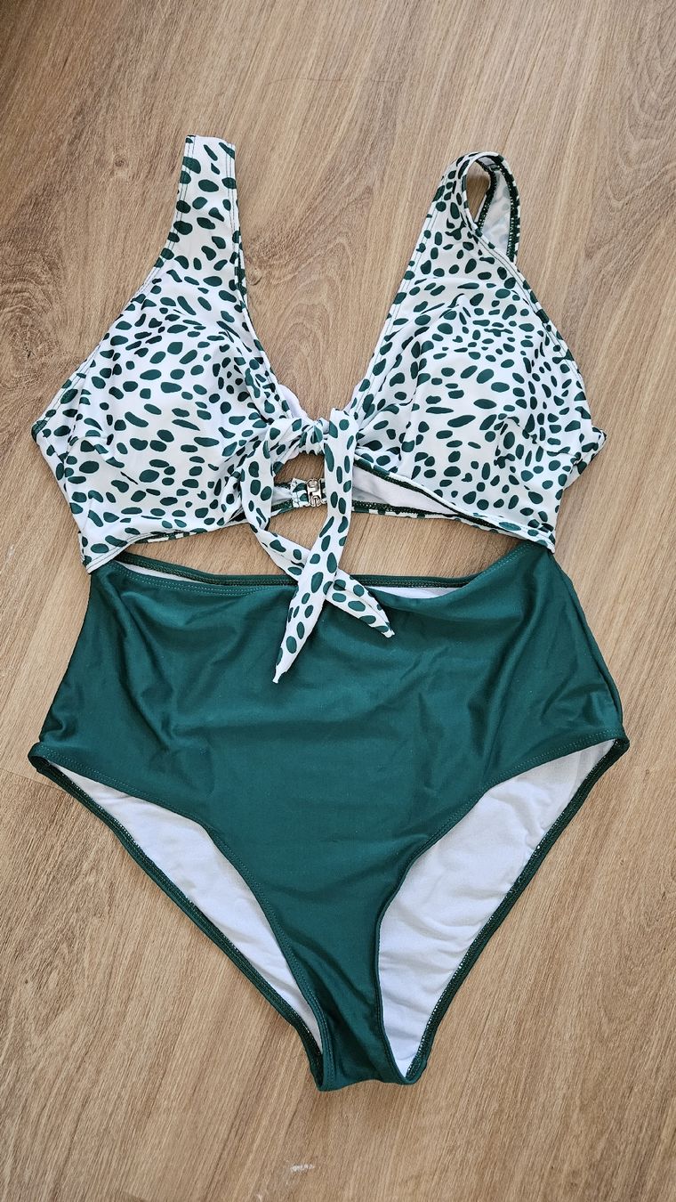 Badekleider & Bikinis: Badeanzug / Bikini grün-weiss, Grösse 2XL – Neu (gemäss Beschreibung) aus Konolfingen von Aprilsnow93