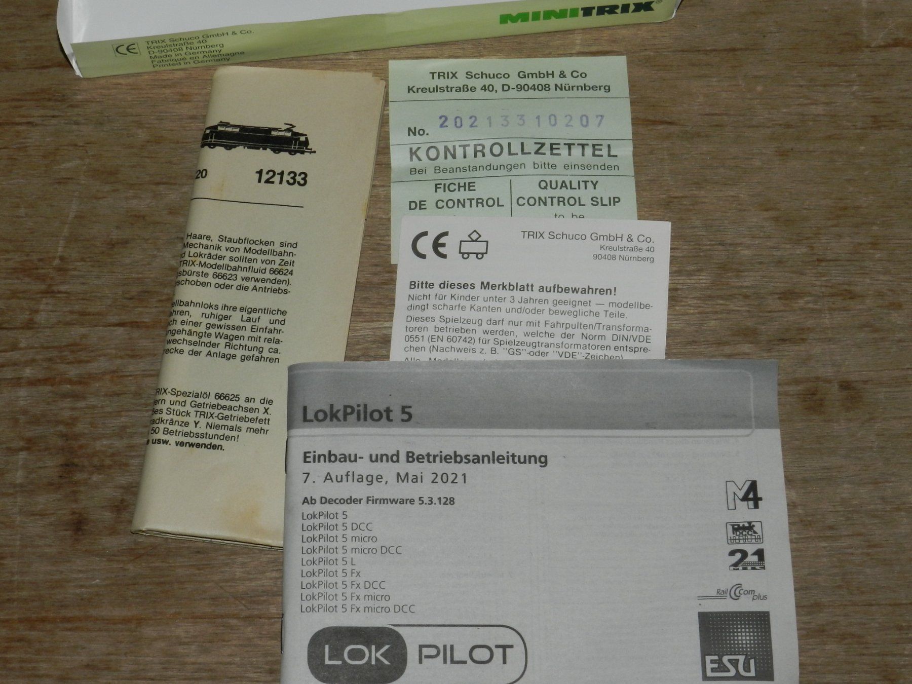 Trix Modelleisenbahnen: Minitrix Spur N Digital E Lok BLS Cargo – Gebraucht aus Jona von  8