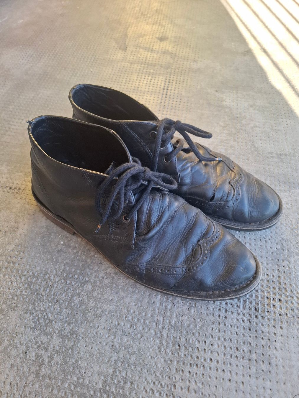 Camper Scarpe da uomo: Camper Brogue-Schuhe (45) – Usato da Basel venduto da gillussiuss