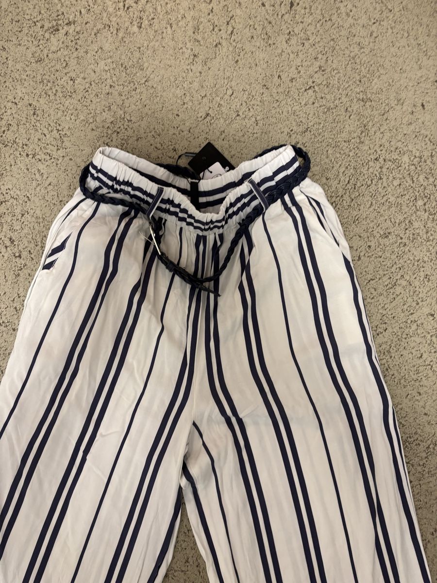 Pantalons: Damen Sommerhose,Gr.S – Neuf (Voir description) à Winterthur par Nena222 1