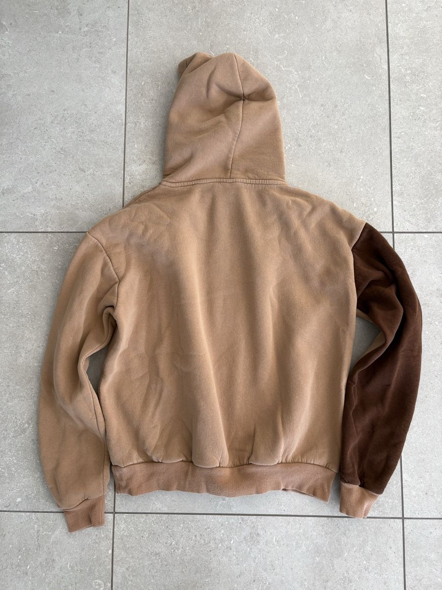 Maglioni & Felpe: Trendiger ELEVATE Kapuzenpullover im Retro-Stil, Grösse M – Usato da Ballwil venduto da Soia 2