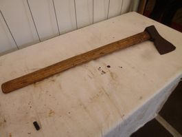 AXT Antike Geschmiedete Beil um 1915 Zimmermann Tischler
